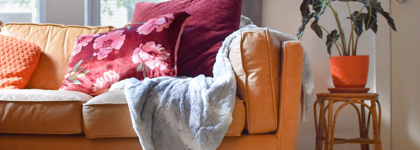 Our Favorite Ways To Style a Throw Blanket
