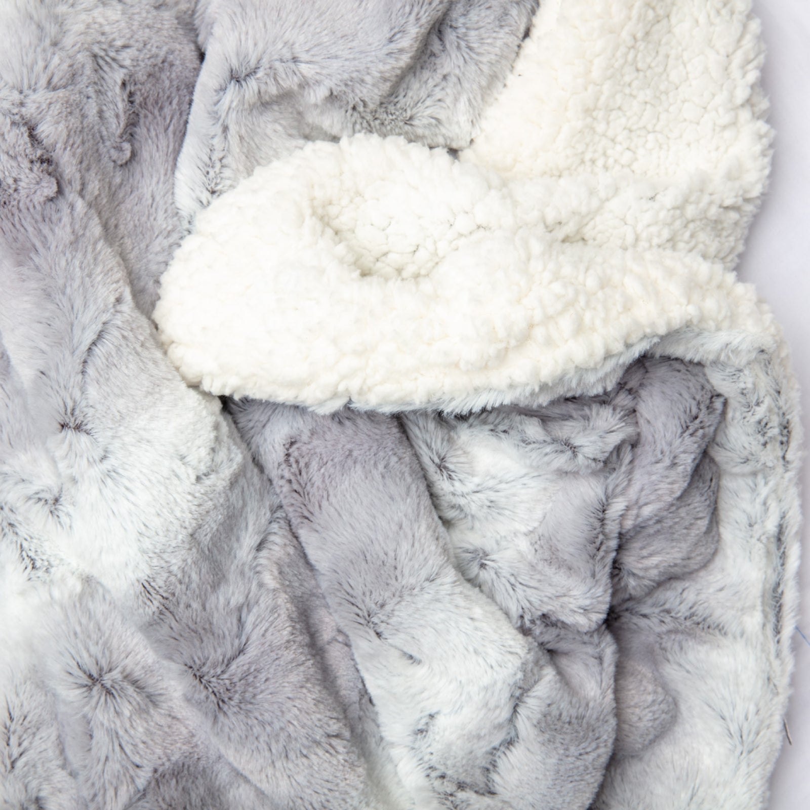 Faux fur sherpa blanket sale